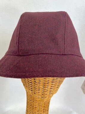 Lands' End CashTouch Cloche Winter Hat Outdoor Preppy Academia Grandma NWT SM